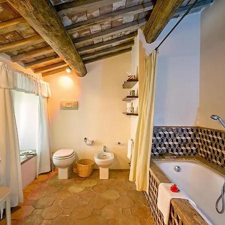 Apartamento Sleeps 4 Air Con Umbertide