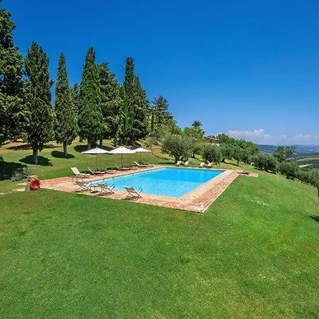 Sleeps 4 Air Con *